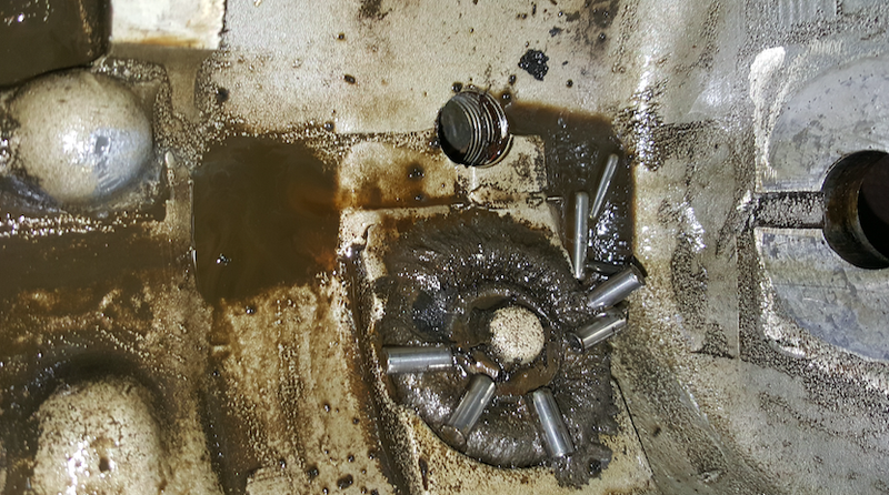 Illustration for article titled How I Rebuilt My Jeep Truck's Transmission In My Kitchen For Under $150